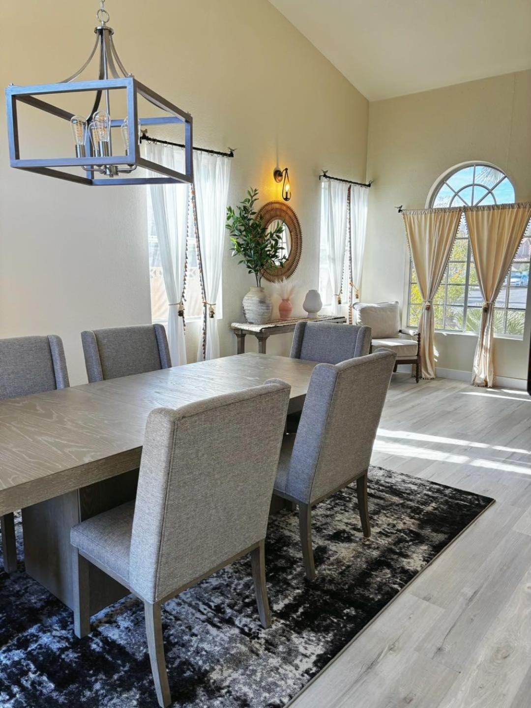 Fragrant Finnish Sauna & Cozy Pool With French 3Br Las Vegas Eksteriør billede